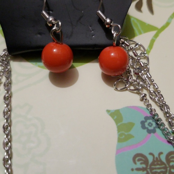 Sahara Sparrow Orange Necklace - Picture 2 of 2